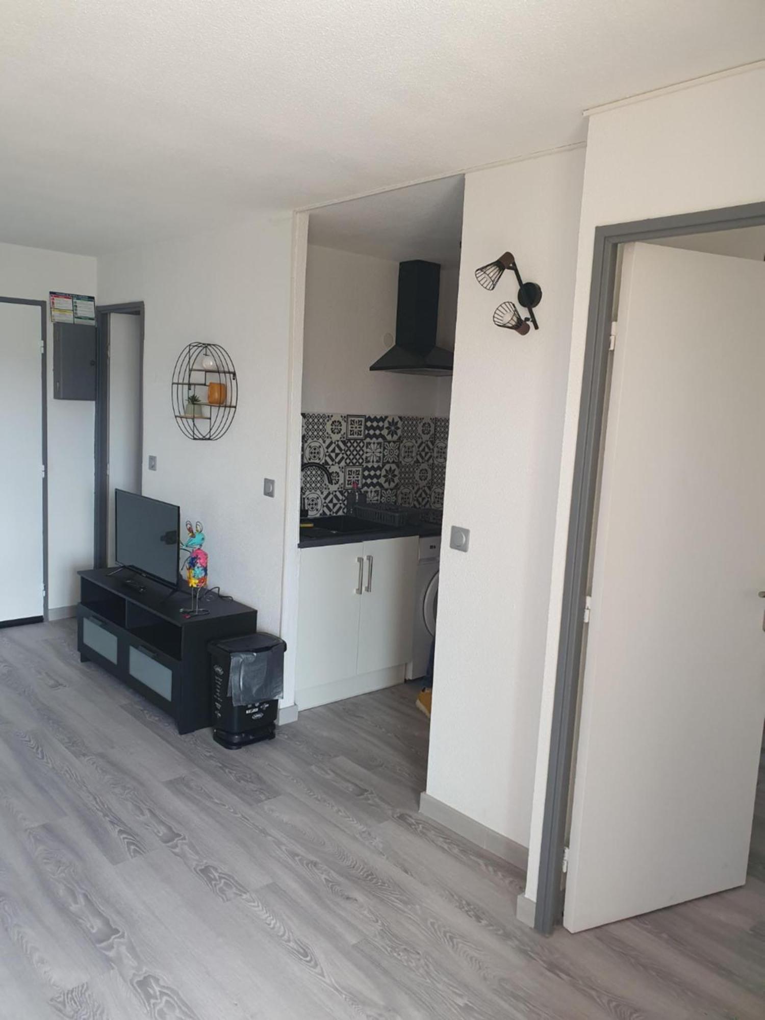 Les Terrasses De La Baronnie Appartement Climatise Avec 1 Chambre Et Piscine Ouverte Du 28 Mai 2025 Au 28 Septembre 2025 르그로뒤후아 외부 사진